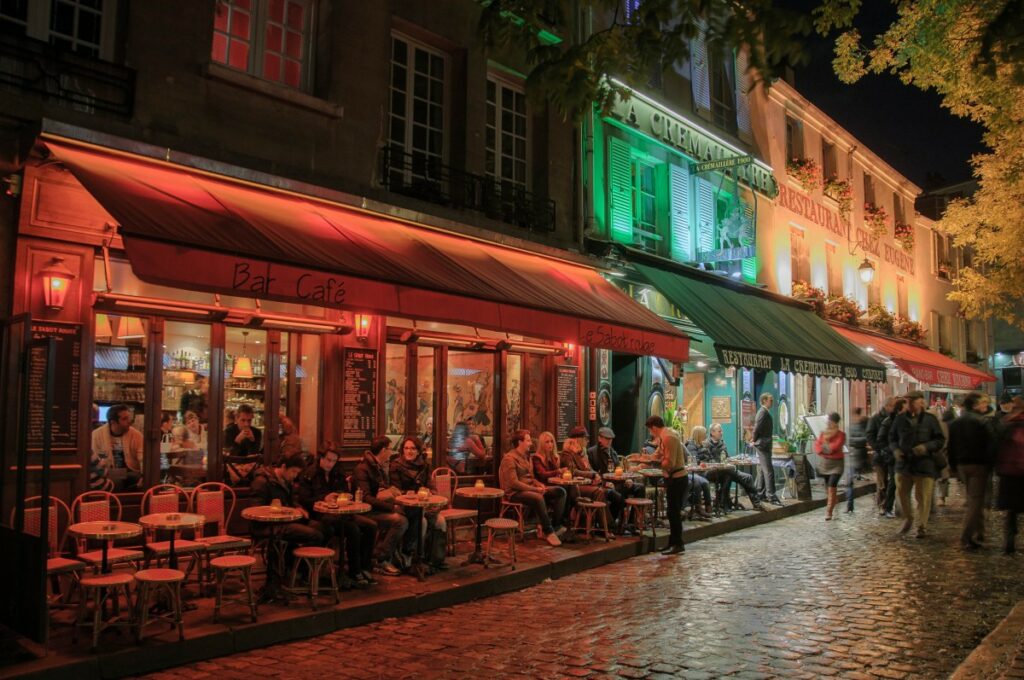 UpTrek Art Retreat Secrets of Paris Nightlife